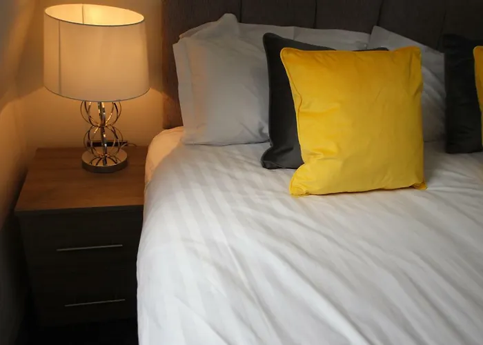 Halifax House, Studio Apartment 214